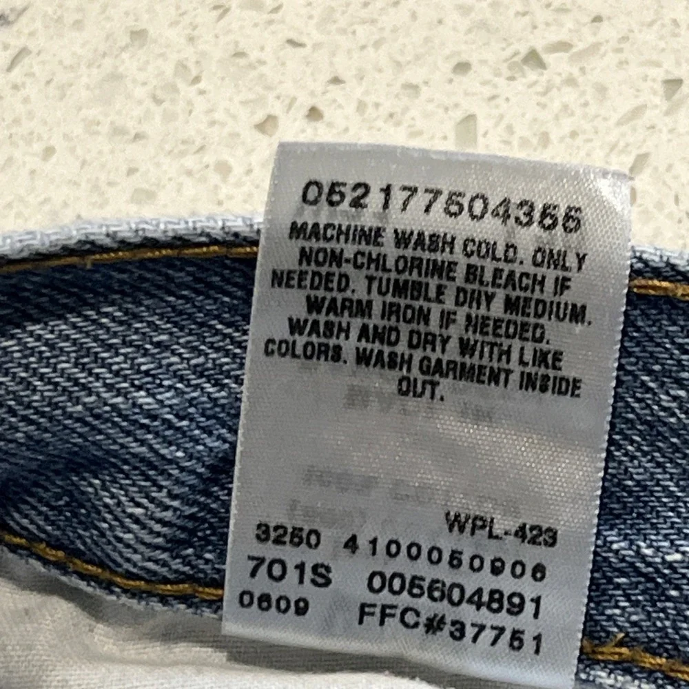 Y2K Levis‎ 560 Jeans Mens Fit 31x30 Blue Light Wash Relaxed 08-2009